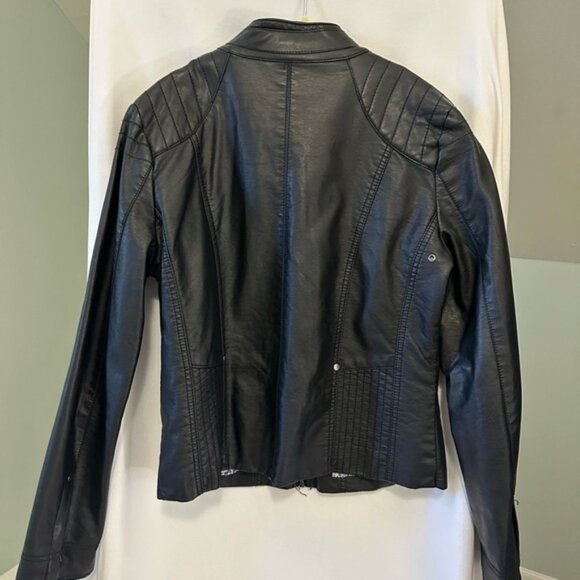 Stretchy Black Leather Jacket with Patterned Lining size Medium - Picture 3 of 10